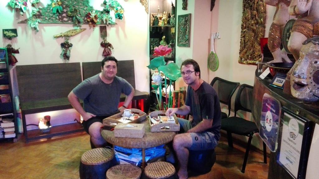 Shannkalay Hostel Yangon Luaran gambar